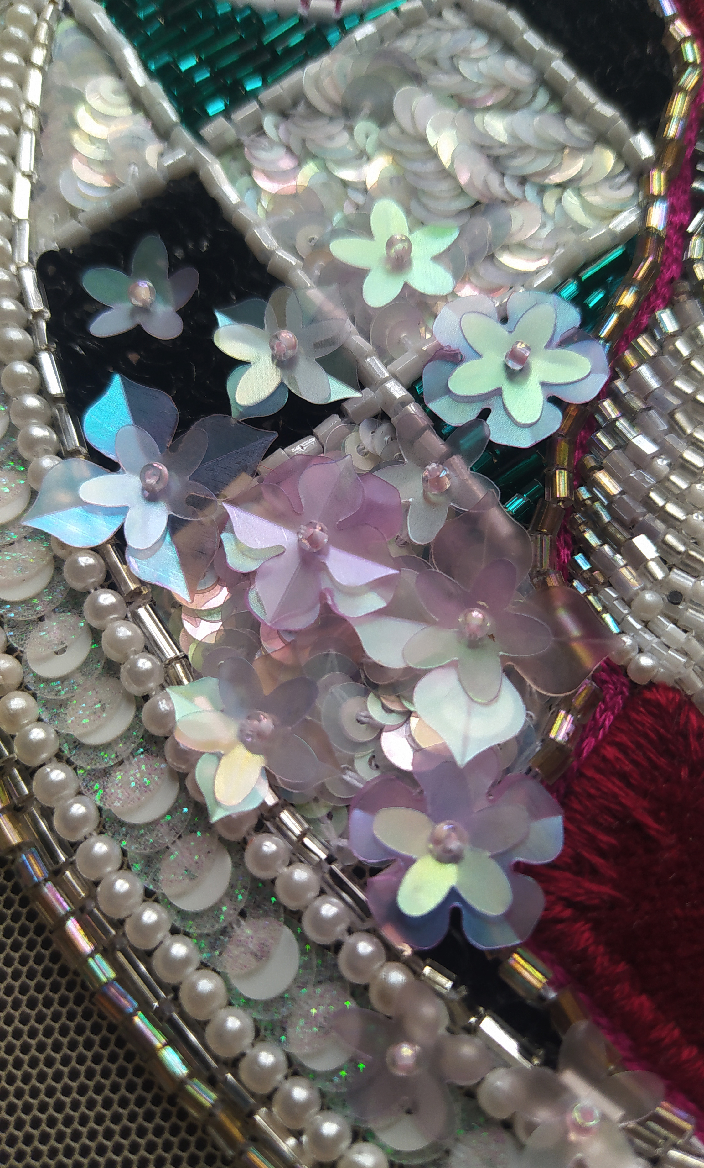 White flowers with gold elements